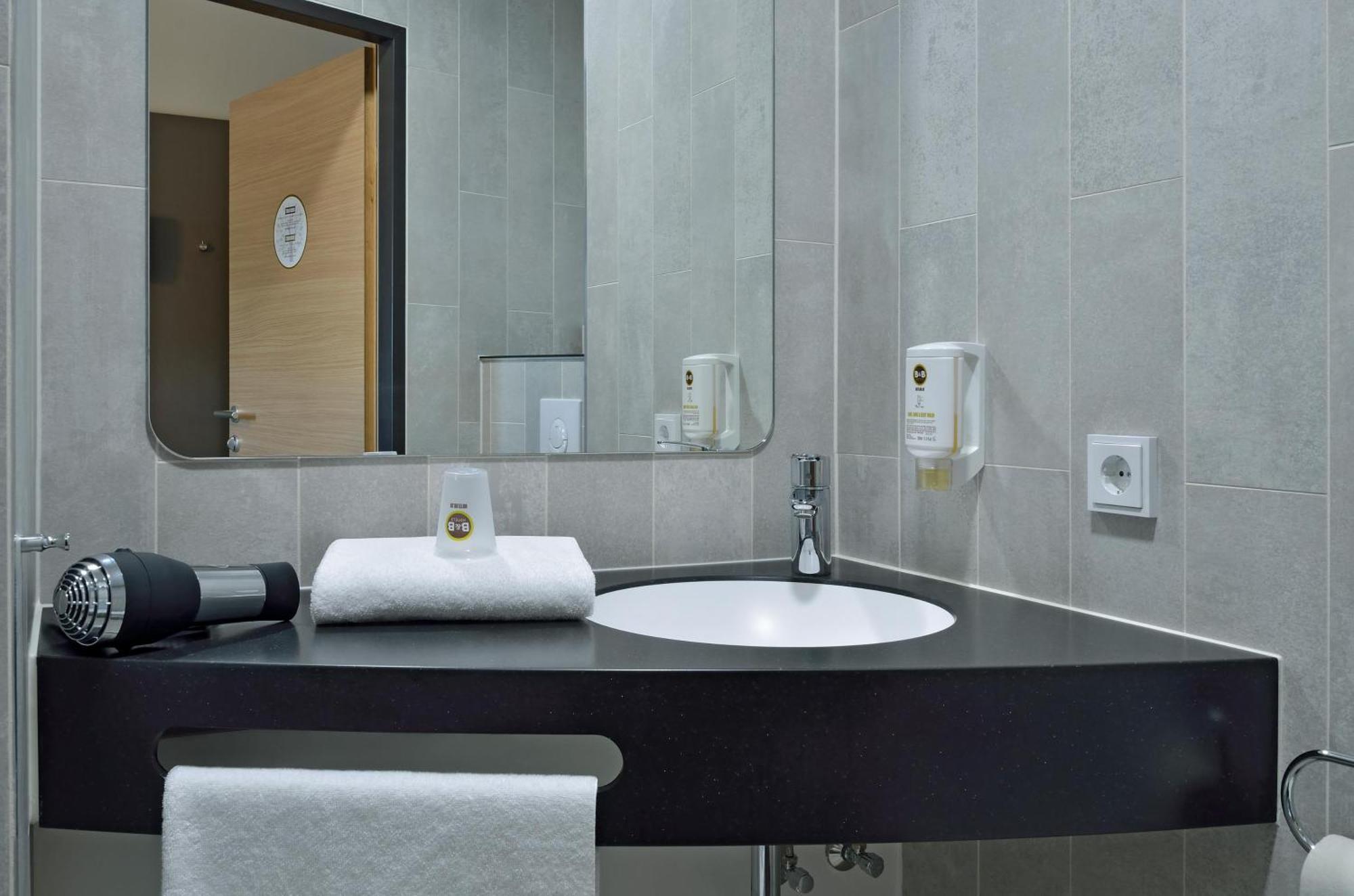 B&B Hotel Dresden City-Sued ภายนอก รูปภาพ